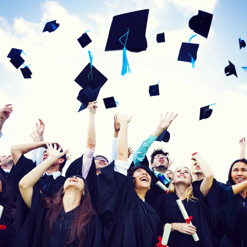 Compétences vs diplômes, comment choisir aujourd’hui sa formation diplômante ?